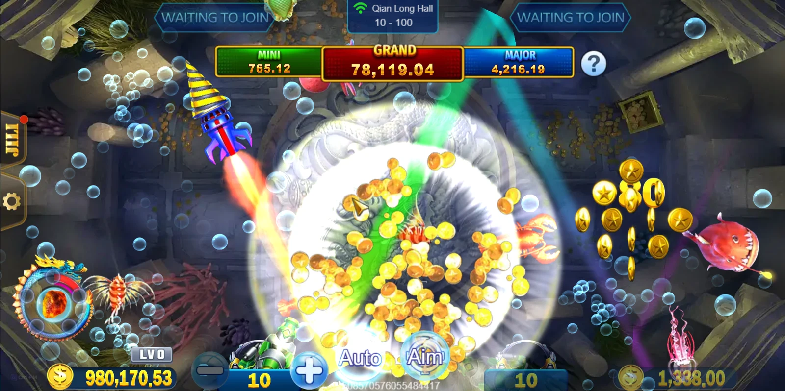 Royal Fishing: Full-screen attack effect across the fishing arena.
